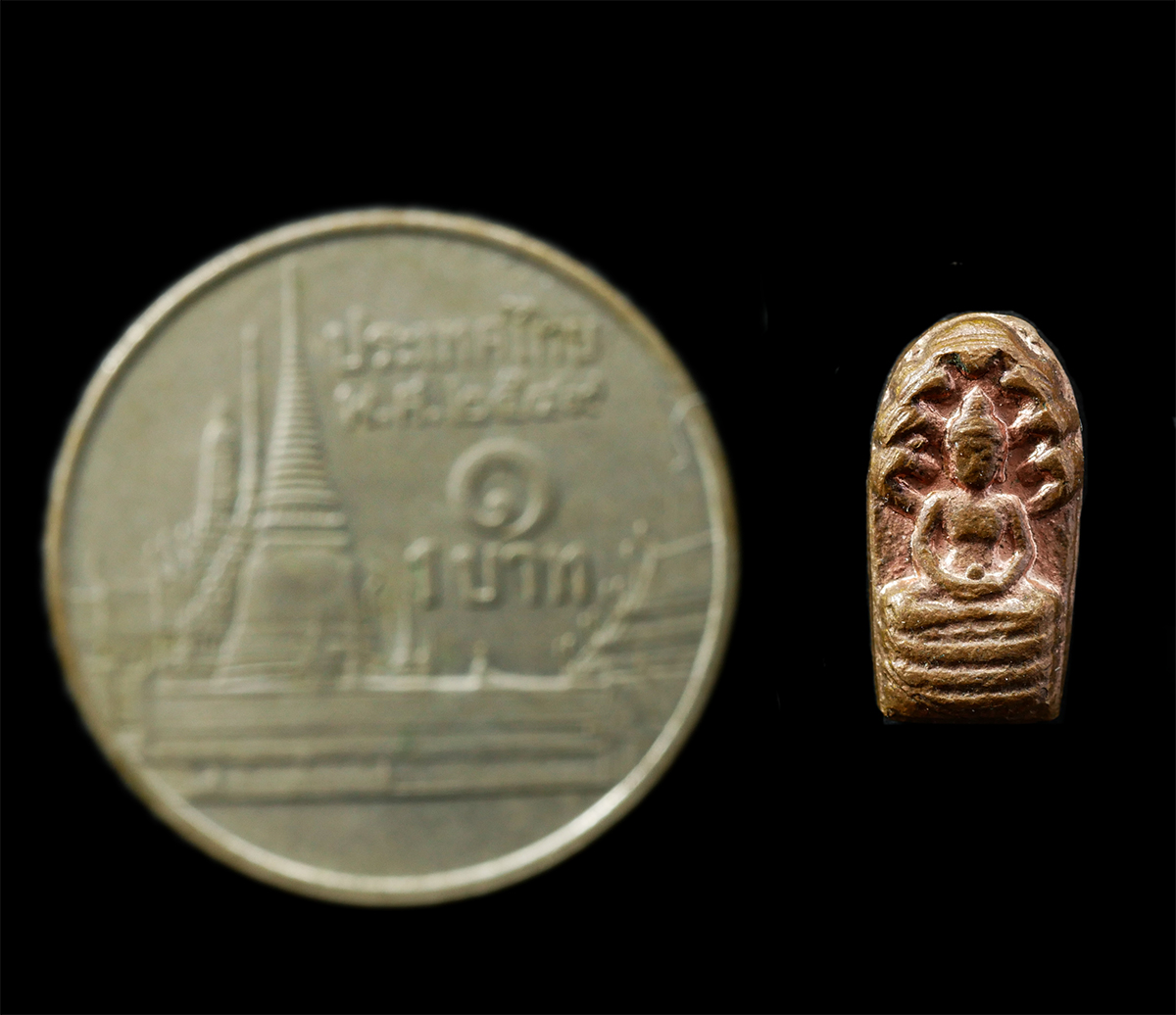 30Jun25 (82)p.jpg - พระปรกใบมะขาม หลวงปู่ทิม อริสโก วัดละหารไร่ อ.บ้านค่าย จ.ระยอง เนื้อทองแดง พระเก่าสวย  | https://kamulet.in.th